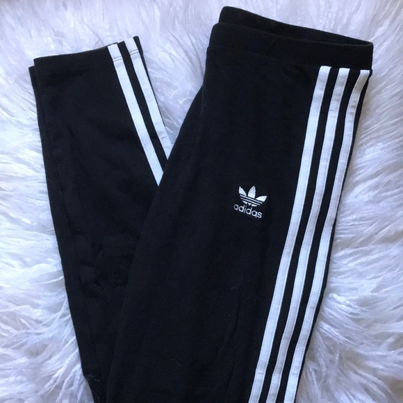 trendy adidas leggings - Picture 1 of 1